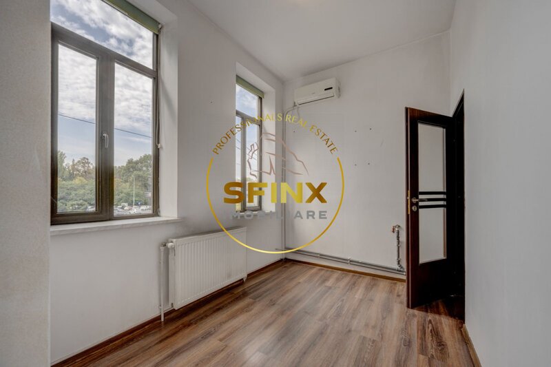 Parcul Carol, 70 mp birouri, salon, cabinet stomatologic